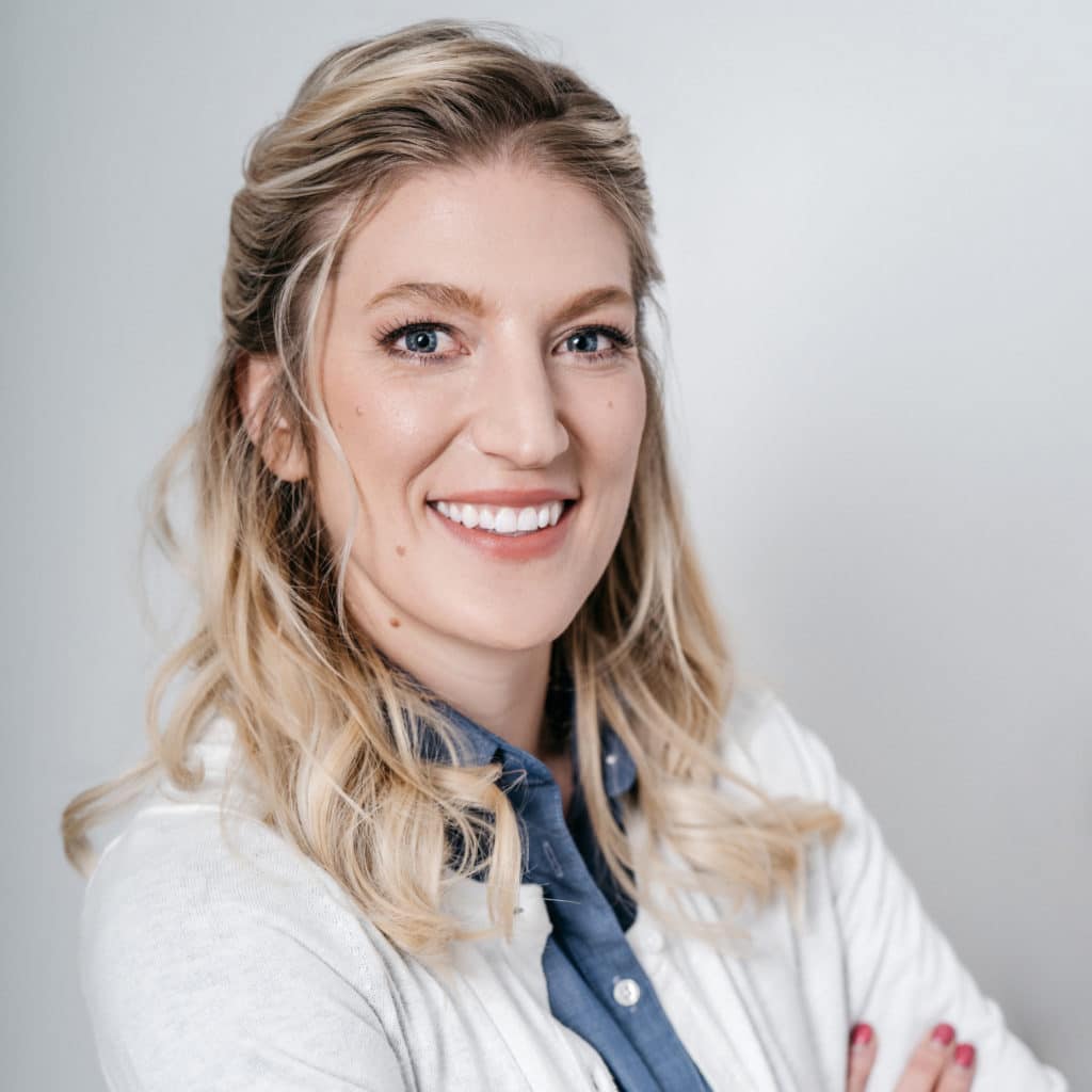 Kids Dentist - Dr. Lyndi Jones, DDS